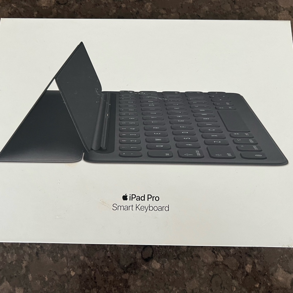 Apple iPad Pro Smart Keyboard - Dark Gray